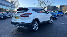 Nissan Qashqai 1.3 DiG-T N-Motion 5dr Petrol Hatchback